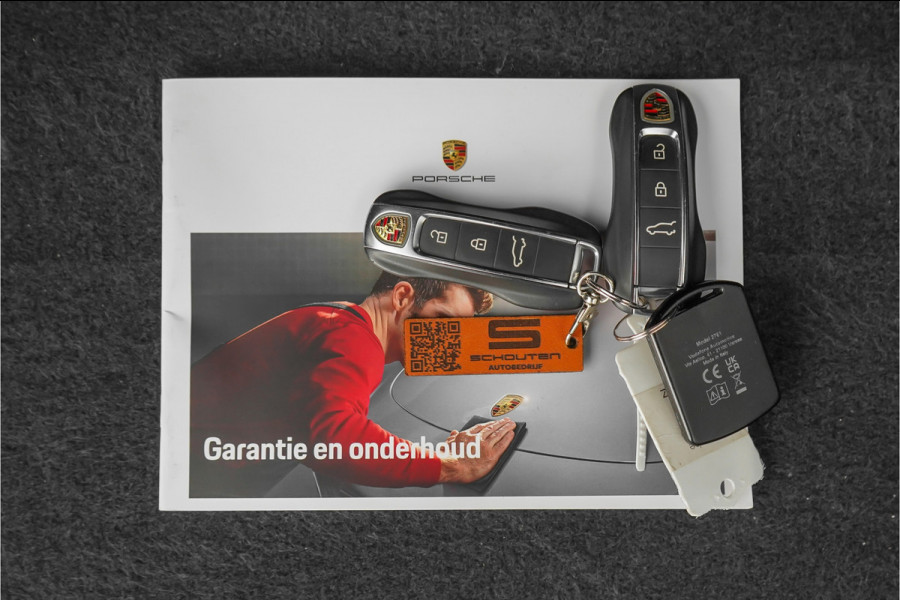 Porsche Cayenne Coupé 3.0 E-Hybrid Nieuw Model Sport Design & Chrono Trekhaak Stoelventilatie 21"