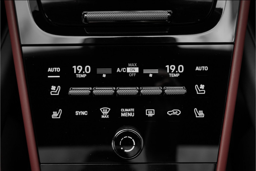 Porsche Cayenne Coupé 3.0 E-Hybrid Nieuw Model Sport Design & Chrono Trekhaak Stoelventilatie 21"