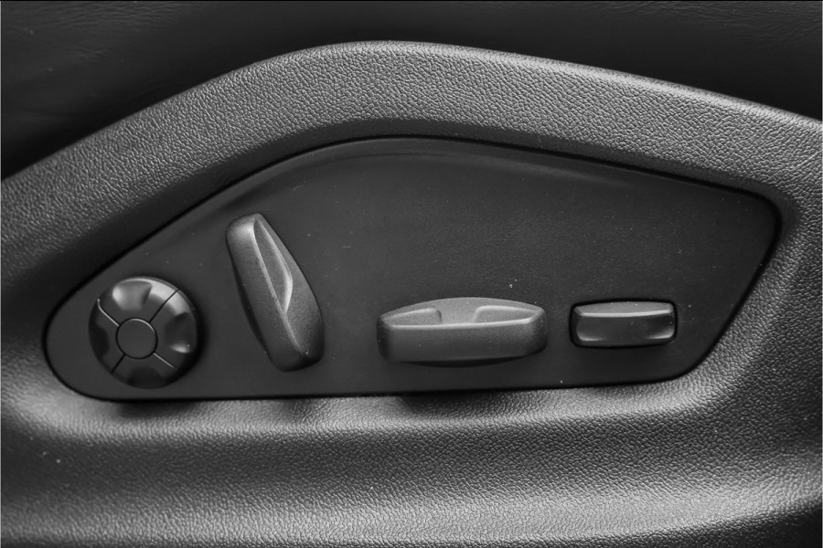 Porsche Cayenne Coupé 3.0 E-Hybrid Nieuw Model Sport Design & Chrono Trekhaak Stoelventilatie 21"
