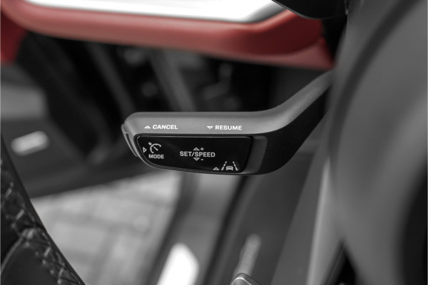 Porsche Cayenne Coupé 3.0 E-Hybrid Nieuw Model Sport Design & Chrono Trekhaak Stoelventilatie 21"