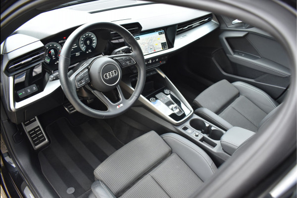 Audi A3 Sportback 45 TFSI e S-Line 245 Pk Pano Memory Leder Sfeerverlichting Full Led Keyless 18 Inch