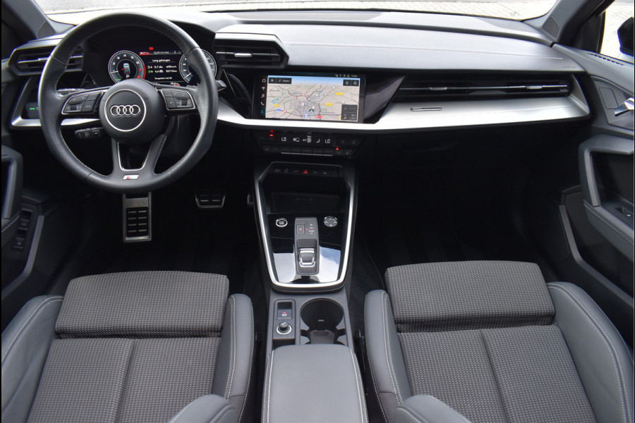 Audi A3 Sportback 45 TFSI e S-Line 245 Pk Pano Memory Leder Sfeerverlichting Full Led Keyless 18 Inch