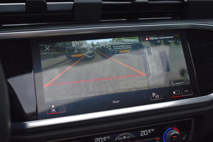 Audi Q3 45 TFSI e 3x S Line Pano Ambiance Keyless SONOS ACC ALLBlackEdition