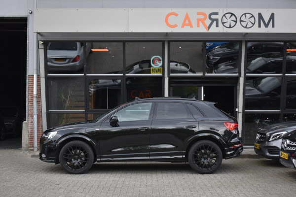 Audi Q3 45 TFSI e 3x S Line Pano Ambiance Keyless SONOS ACC ALLBlackEdition