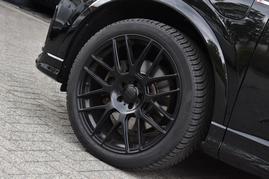 Audi Q3 45 TFSI e 3x S Line Pano Ambiance Keyless SONOS ACC ALLBlackEdition