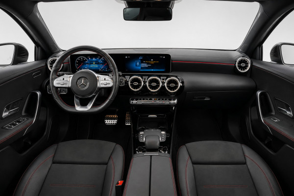 Mercedes-Benz A-Klasse 180 Business Solution AMG | NL-AUTO | DEALER ONDERH | STOELVERW | ACHTERCAM | ETC