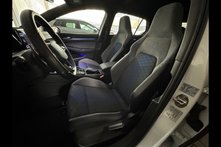 Volkswagen Golf 2.0 TSI R 4Motion Pano|Camera|Stoelverwarming|Stuurverwaimg|IQ