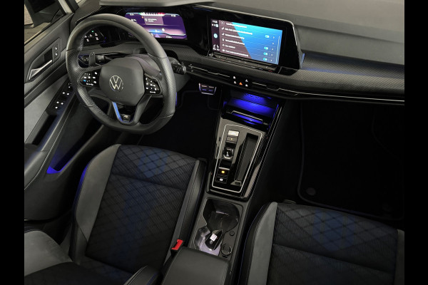 Volkswagen Golf 2.0 TSI R 4Motion Pano|Camera|Stoelverwarming|Stuurverwaimg|IQ
