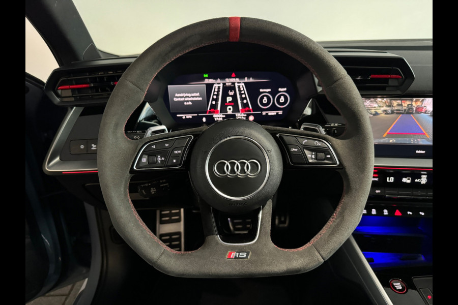 Audi A3 Sportback 2.5 TFSI RS 3 quattro Pano|B&O|HuD|Keyless|Sfeer