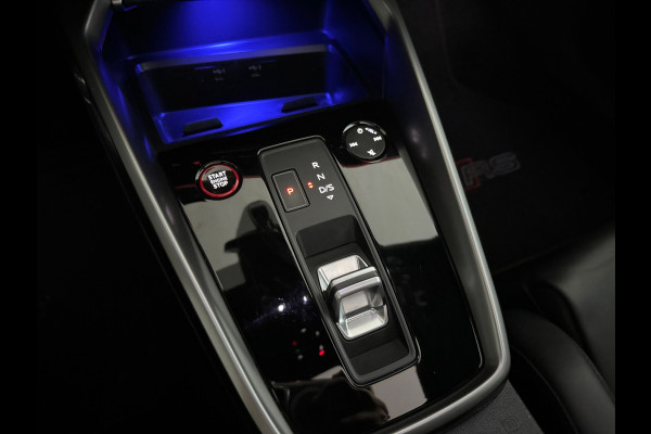 Audi A3 Sportback 2.5 TFSI RS 3 quattro Pano|B&O|HuD|Keyless|Sfeer