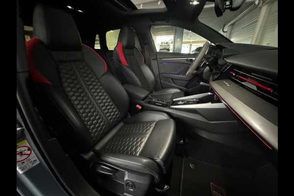 Audi A3 Sportback 2.5 TFSI RS 3 quattro Pano|B&O|HuD|Keyless|Sfeer