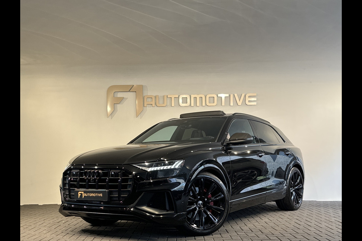 Audi Q8 4.0 TFSI SQ8 quattro Carbon|Massage|Trekhaak|Sfeer|Nachtzicht