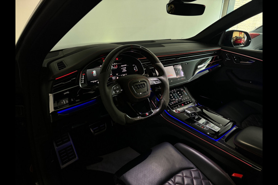 Audi Q8 4.0 TFSI SQ8 quattro Carbon|Massage|Trekhaak|Sfeer|Nachtzicht