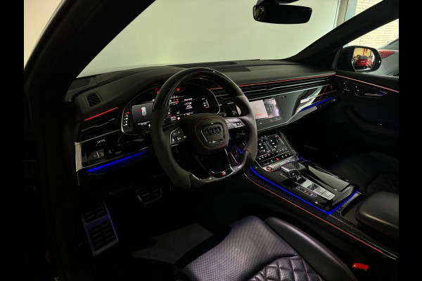 Audi Q8 4.0 TFSI SQ8 quattro Carbon|Massage|Trekhaak|Sfeer|Nachtzicht