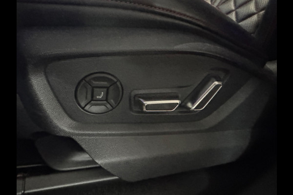Audi Q8 4.0 TFSI SQ8 quattro Carbon|Massage|Trekhaak|Sfeer|Nachtzicht