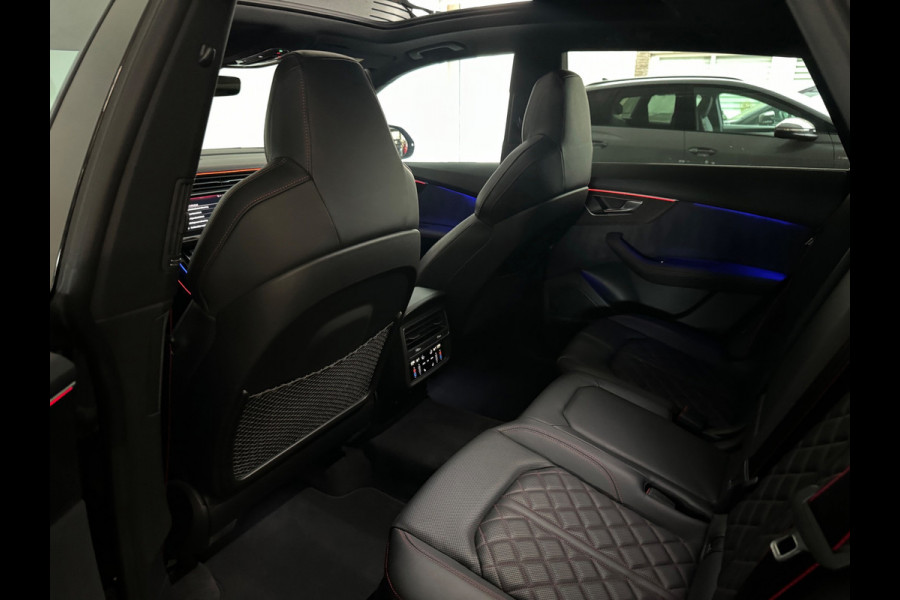Audi Q8 4.0 TFSI SQ8 quattro Carbon|Massage|Trekhaak|Sfeer|Nachtzicht