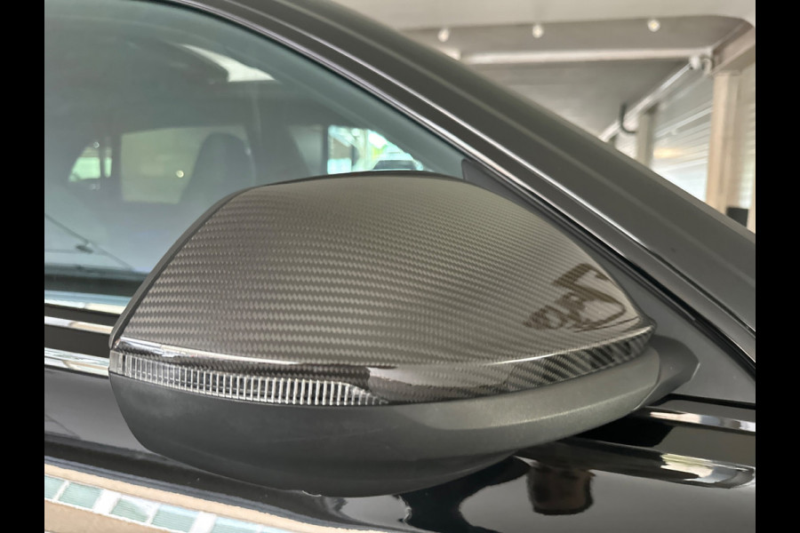 Audi Q8 4.0 TFSI SQ8 quattro Carbon|Massage|Trekhaak|Sfeer|Nachtzicht