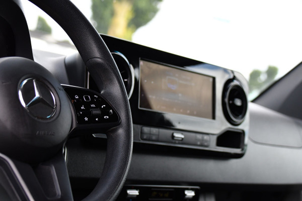 Mercedes-Benz Sprinter 317 1.9 CDI L2H2 RWD PB Edition Camera, Cruise, Carplay, 3500kg Trekhaak, LED, 170pk, 10,5'' Mbux, Geveerde stoel, Multimedia, Uniek!