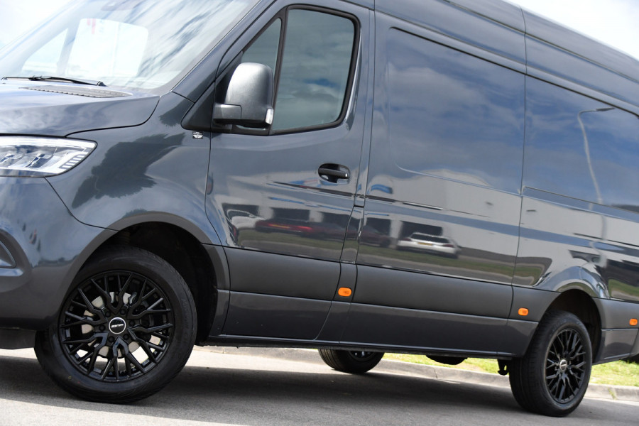 Mercedes-Benz Sprinter 317 1.9 CDI L2H2 RWD PB Edition Camera, Cruise, Carplay, 3500kg Trekhaak, LED, 170pk, 10,5'' Mbux, Geveerde stoel, Multimedia, Uniek!