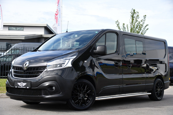 Renault Trafic 2.0 dCi 145 T29 L2H1 DC Black Edition Camera, Cruise, Clima, 145pk, Automaat, 2 x Schuifdeur, Trekhaak, Sensoren,