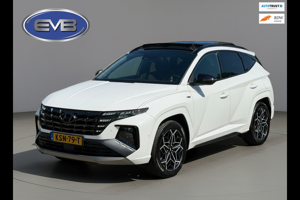 Hyundai Tucson 1.6 T-GDI PHEV N Line Sky 4WD, panoramadak, 360 camera, lederen sportinterieur, afn.trekhaak, vol opties! 1 e eigen