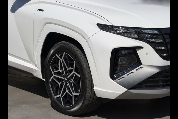 Hyundai Tucson 1.6 T-GDI PHEV N Line Sky 4WD, panoramadak, 360 camera, lederen sportinterieur, afn.trekhaak, vol opties! 1 e eigen