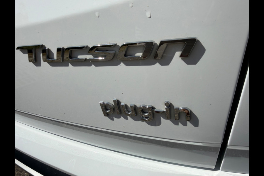 Hyundai Tucson 1.6 T-GDI PHEV N Line Sky 4WD, panoramadak, 360 camera, lederen sportinterieur, afn.trekhaak, vol opties! 1 e eigen