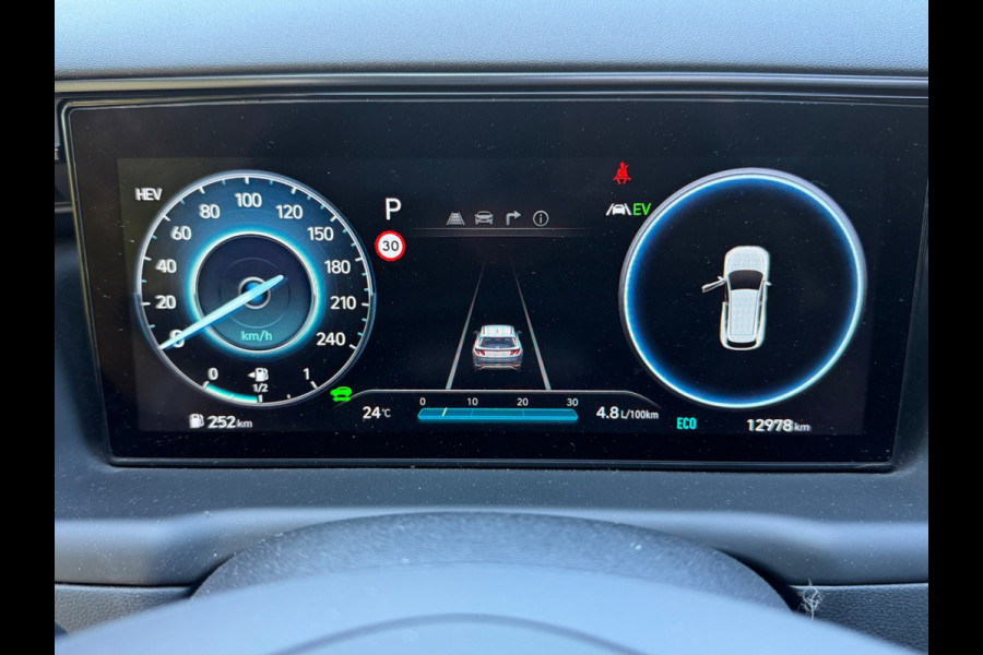 Hyundai Tucson 1.6 T-GDI PHEV N Line Sky 4WD, panoramadak, 360 camera, lederen sportinterieur, afn.trekhaak, vol opties! 1 e eigen