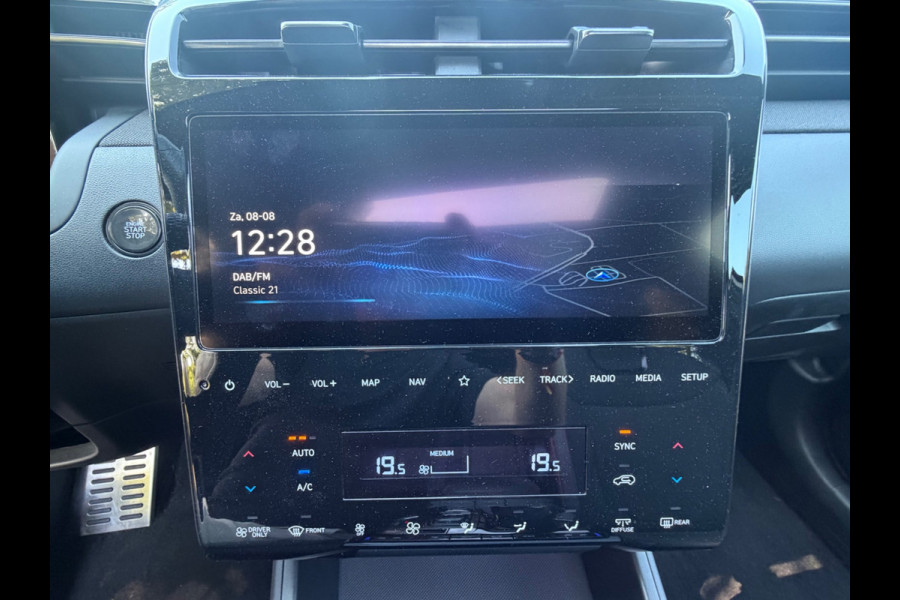 Hyundai Tucson 1.6 T-GDI PHEV N Line Sky 4WD, panoramadak, 360 camera, lederen sportinterieur, afn.trekhaak, vol opties! 1 e eigen