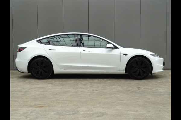 Tesla Model 3 RWD HIGHLAND * LEER * VENTILATIE * SFEER * 19 INCH !!