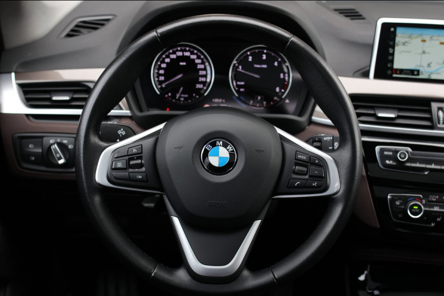 BMW X1 SDrive18d High Executive *Pano*Camera*Leder*Led*