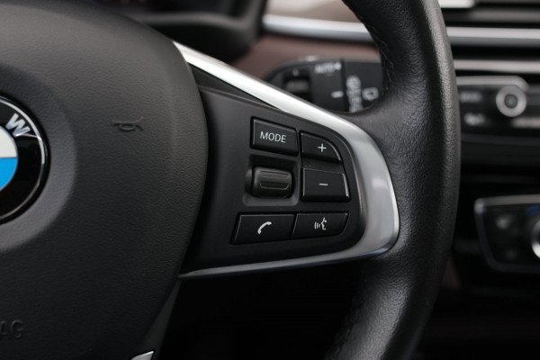 BMW X1 SDrive18d High Executive *Pano*Camera*Leder*Led*