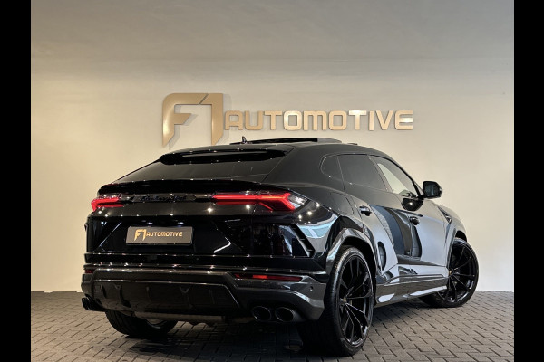 Lamborghini Urus 4.0 V8 Pano|Carbon|B&O 3D|Massage|Memory