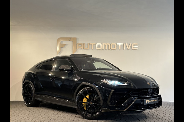 Lamborghini Urus 4.0 V8 Pano|Carbon|B&O 3D|Massage|Memory