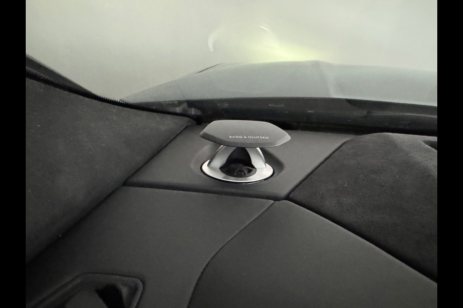 Lamborghini Urus 4.0 V8 Pano|Carbon|B&O 3D|Massage|Memory