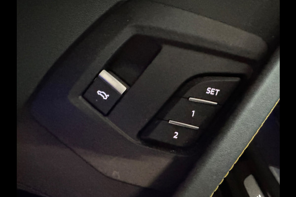 Lamborghini Urus 4.0 V8 Pano|Carbon|B&O 3D|Massage|Memory