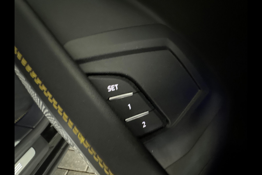 Lamborghini Urus 4.0 V8 Pano|Carbon|B&O 3D|Massage|Memory