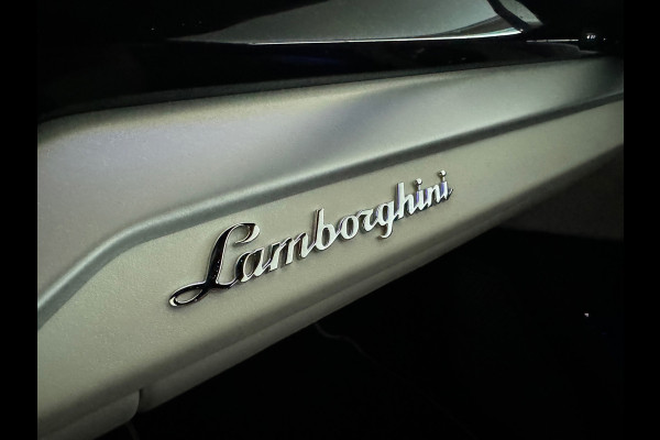 Lamborghini Urus 4.0 V8 Mansory Pano|Carbon|B&O 3D|HuD|Memory|360