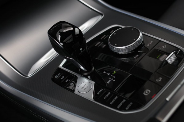 BMW X5 XDrive45e M-Sport *Pano*Massage*H/K*Laser*360 Camera*Head-up*