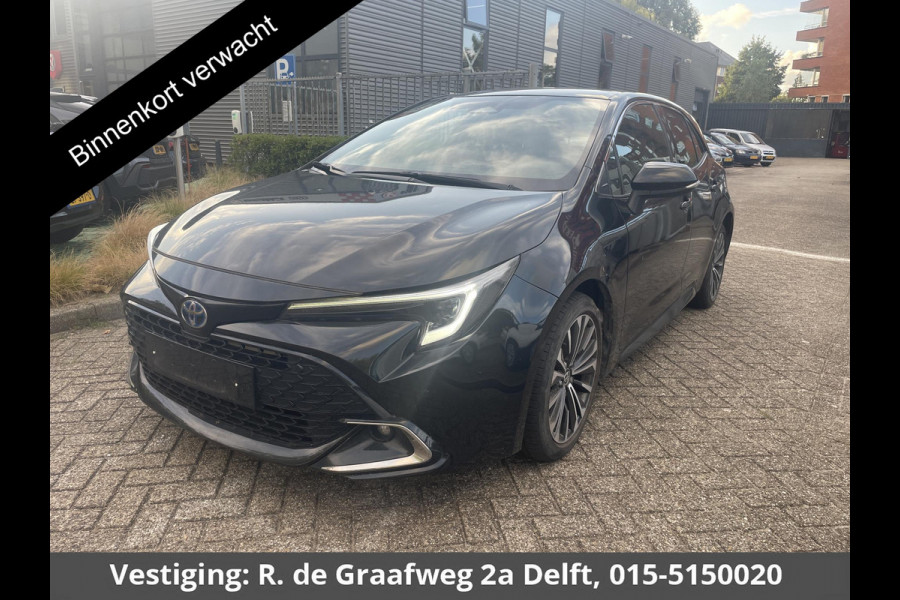 Toyota Corolla Hybrid 140 Dynamic | Parkeersensor voor en achter | Navigatie | Stoelverwarming | Apple Carplay & AndroidAUTO