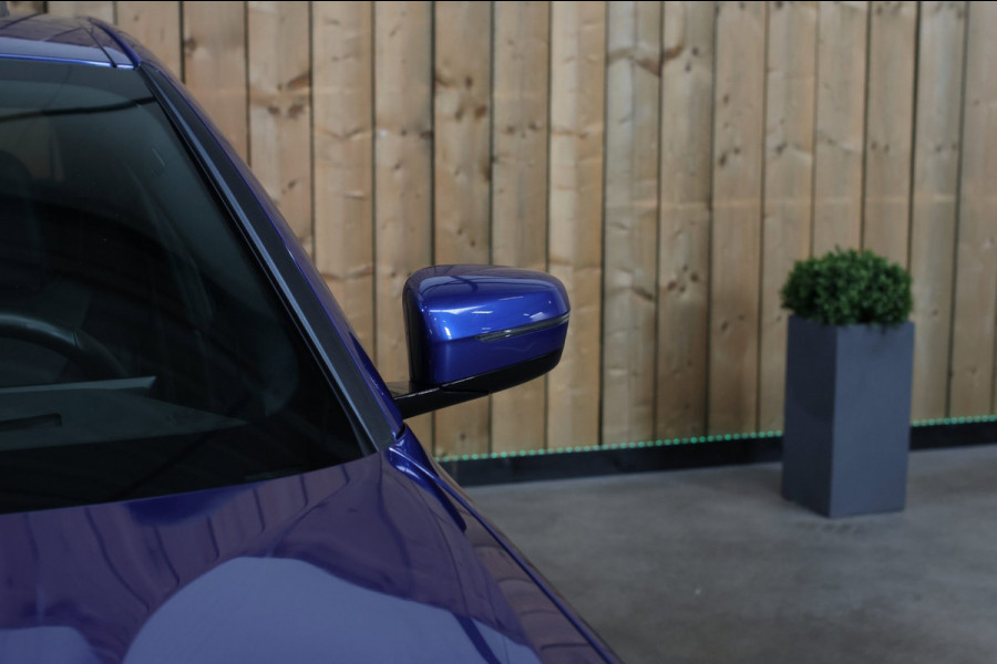 BMW 3-serie 330e xDrive M-Sport Pro *Pano*H/K*Camera*Head-Up*Comforttoegang*