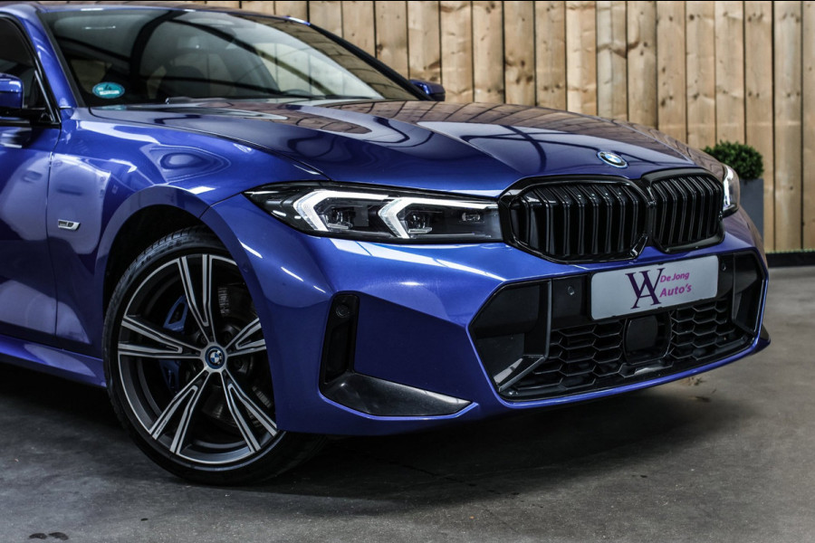 BMW 3-serie 330e xDrive M-Sport Pro *Pano*H/K*Camera*Head-Up*Comforttoegang*