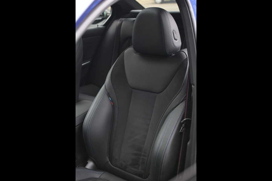 BMW 3-serie 330e xDrive M-Sport Pro *Pano*H/K*Camera*Head-Up*Comforttoegang*