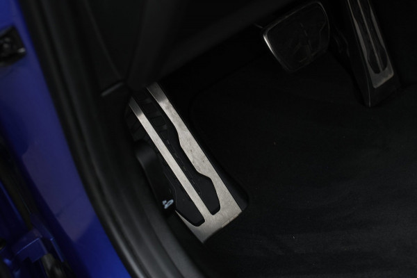 BMW 3-serie 330e xDrive M-Sport Pro *Pano*H/K*Camera*Head-Up*Comforttoegang*