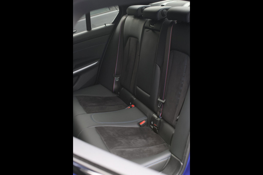BMW 3-serie 330e xDrive M-Sport Pro *Pano*H/K*Camera*Head-Up*Comforttoegang*