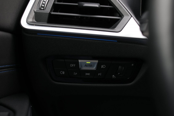 BMW 3-serie 330e xDrive M-Sport Pro *Pano*H/K*Camera*Head-Up*Comforttoegang*