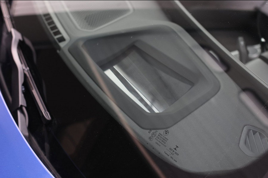 BMW 3-serie 330e xDrive M-Sport Pro *Pano*H/K*Camera*Head-Up*Comforttoegang*