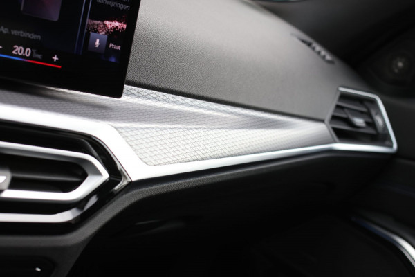 BMW 3-serie 330e xDrive M-Sport Pro *Pano*H/K*Camera*Head-Up*Comforttoegang*