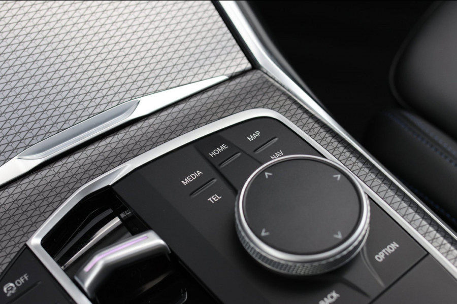 BMW 3-serie 330e xDrive M-Sport Pro *Pano*H/K*Camera*Head-Up*Comforttoegang*
