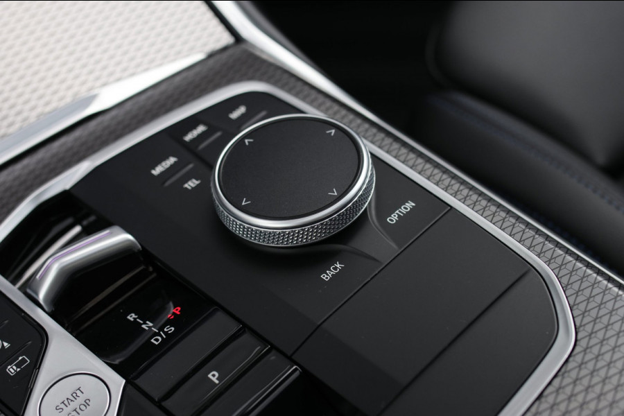 BMW 3-serie 330e xDrive M-Sport Pro *Pano*H/K*Camera*Head-Up*Comforttoegang*